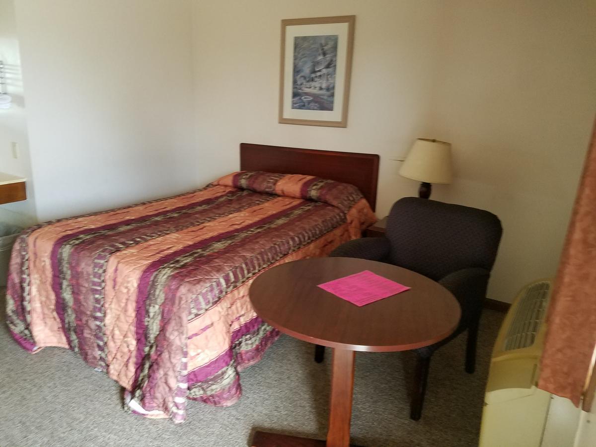 Midwest Inn Paoli Экстерьер фото
